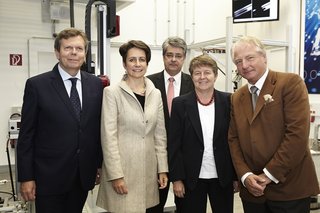 Elektro- und Elektronikindustrie besucht FH Technikum Wien
