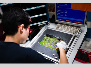 Leiterplatten bestücken