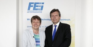Mag. Brigitte Ederer (Präsidentin des FEEI – Fachverband der Elektro- und Elektronikindustrie) und Dr. Lothar Roitner (Geschäftsführer des FEEI - Fachverband der Elektro- und Elektronikindustrie)